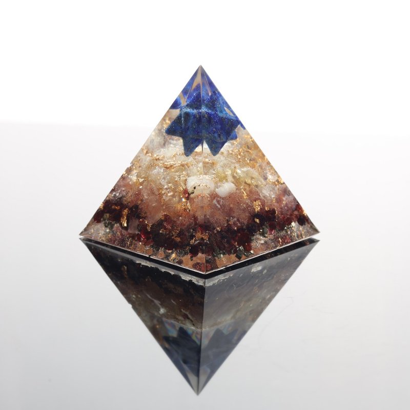 [Limited] Merkaba-Madachang (lapis lazuli) Orgonite Pyramid Orgonite Crystal - ของวางตกแต่ง - คริสตัล สีน้ำเงิน