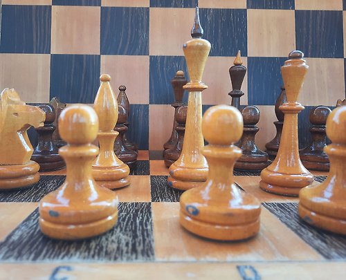 RetroRussia Soviet Ukrainian tournament chess pieces set XL size wooden chessmen vintage