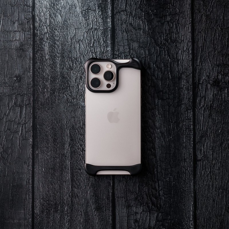 ARC | Arc Pulse iPhone 16 Pro 手機殼 消光黑 - 手機殼/手機套 - 鋁合金 黑色
