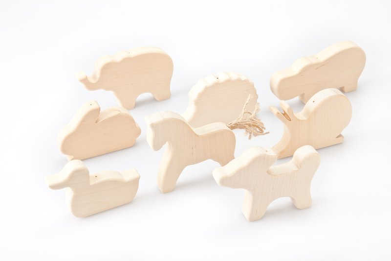 【クリスマスギフトボックス】ロシア無垢材の手作りおとぎ話の動物の組み合わせ8種（塗装に使用） - 知育玩具・ぬいぐるみ - 木製 レッド