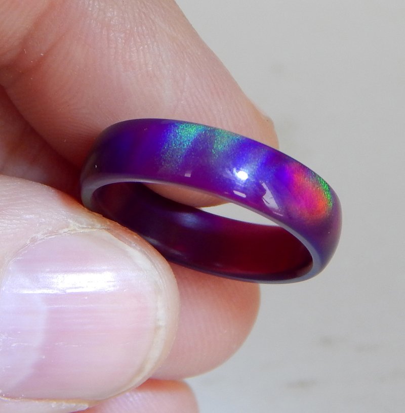Black opal ring. Solid opal ring. Synthetic opal ring. Solid opal band. - 戒指 - 其他材質 多色