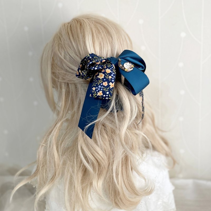 Three-dimensional bow banana clip scrunchie ponytail clip hair clip intersecting clip side clip hair clip - เครื่องประดับผม - วัสดุอื่นๆ สีน้ำเงิน