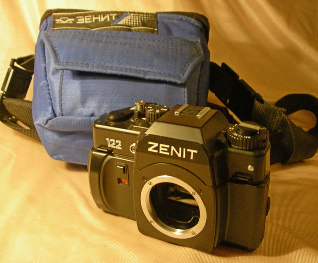 KMZ ZENIT-122 35mm フィルム一眼レフカメラボディ ペンタックス