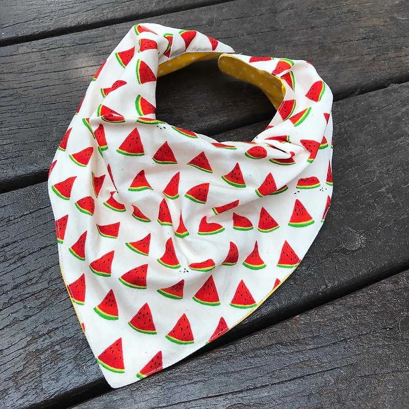 Fashion scarf*Watermelon watermelon*Stereo triangle bib - ผ้ากันเปื้อน - ผ้าฝ้าย/ผ้าลินิน สีแดง