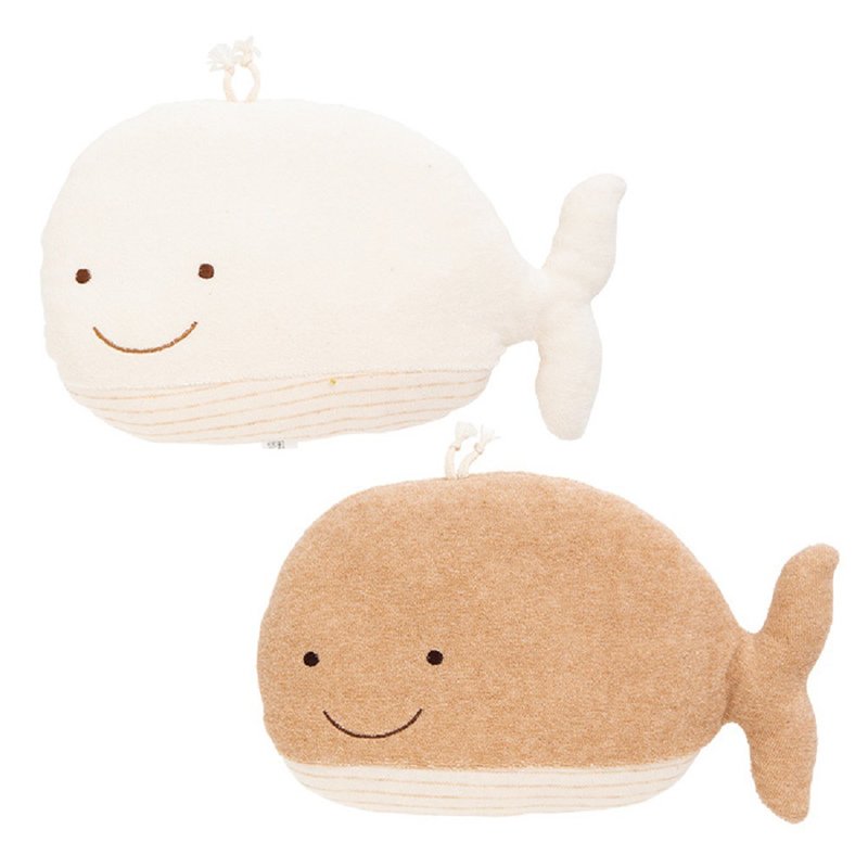 Y-1332 Whale hugging pillow 100% organic cotton pillow Whale Made in Japan - เครื่องประดับ - ผ้าฝ้าย/ผ้าลินิน สีนำ้ตาล