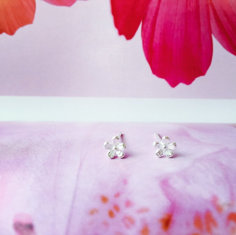 925 sterling silver clear and elegant [flower series peach flower small ear] - ต่างหู - เงินแท้ สึชมพู