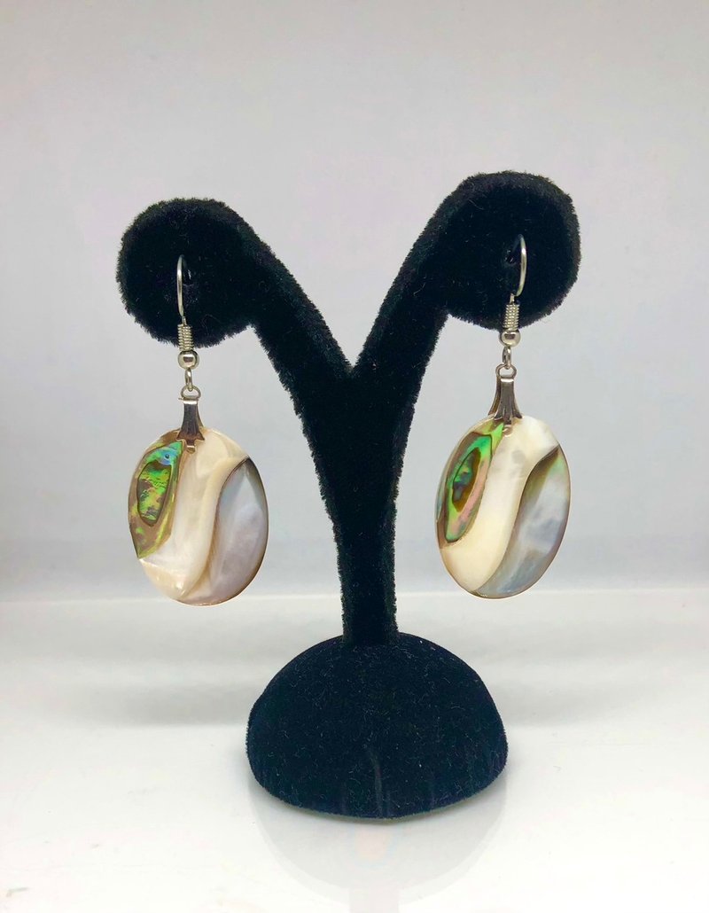 Three-color mother-of-pearl earrings are lustrous and low-key fashion - Earrings & Clip-ons - Sterling Silver 