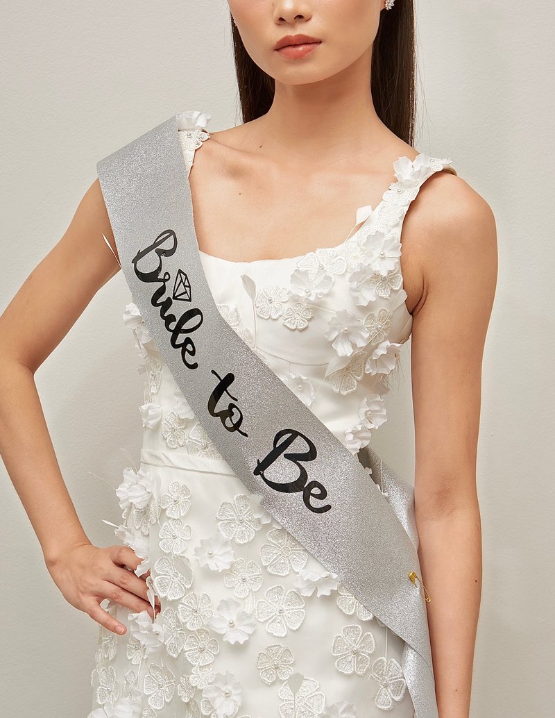 Bride to Be sash - 其他 - 聚酯纖維 銀色