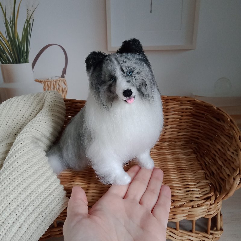 5.5 inches height Custom Miniature Realistic Shetland Sheepdog Bi Blue figurine - ตุ๊กตา - วัสดุอื่นๆ สีเทา