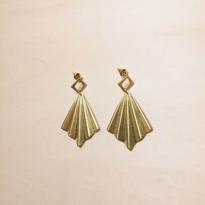 Retro Bronze hollow diamond earrings origami - ต่างหู - ทองแดงทองเหลือง สีทอง