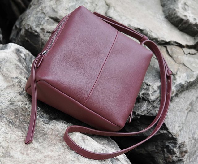 Fudge Shoulder Bag Dark Red Pear leather bag shoulder bag