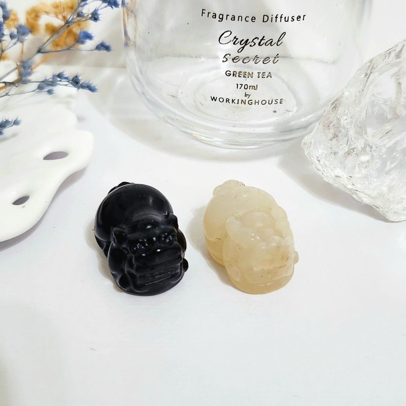 銀曜石貔貅/藍月光貔貅 - 擺飾/家飾品 - 水晶 銀色
