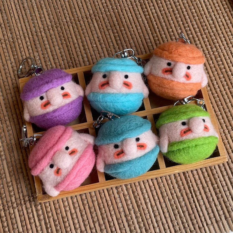 Drizzled fish macaron - Stuffed Dolls & Figurines - Wool Multicolor