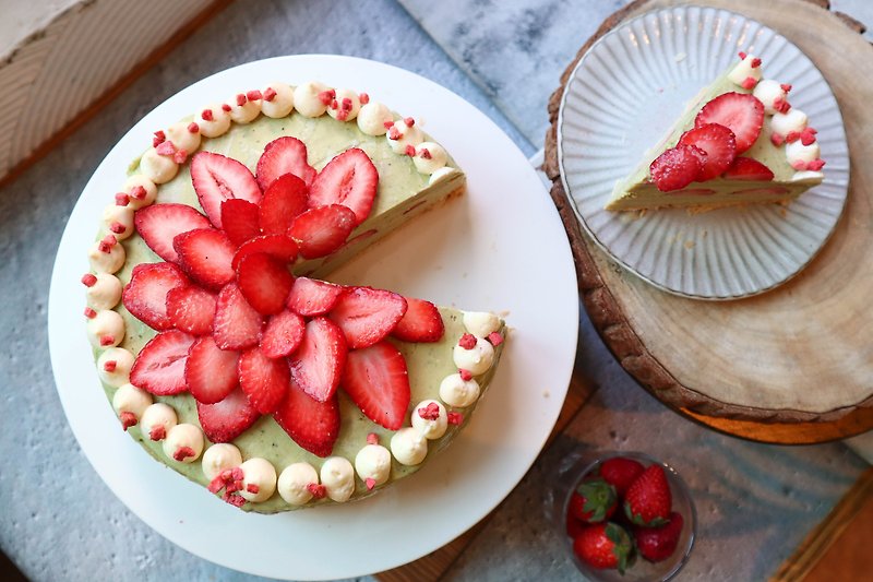 【草莓限定】抹茶草莓卡士達千層 - 蛋糕/甜點 - 新鮮食材 紅色