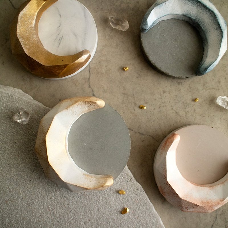 【crescent moon stone】 aroma stones  fantastic - Fragrances - Pottery Gold