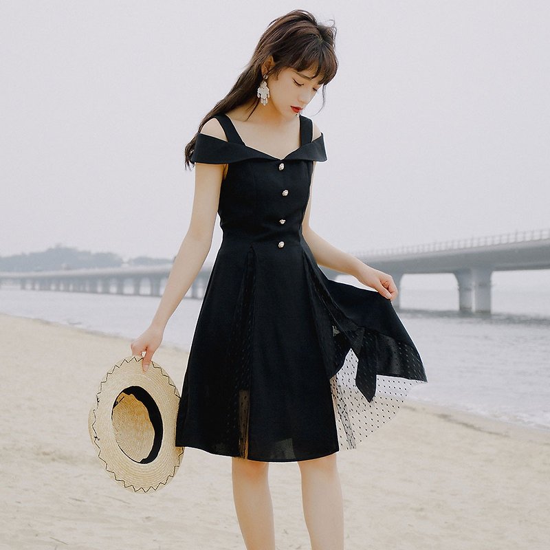 [Clear Product] Annie Chen 2019 Summer Hem Spell Yarn Short Dress Dress 9315 - ชุดเดรส - เส้นใยสังเคราะห์ สีดำ