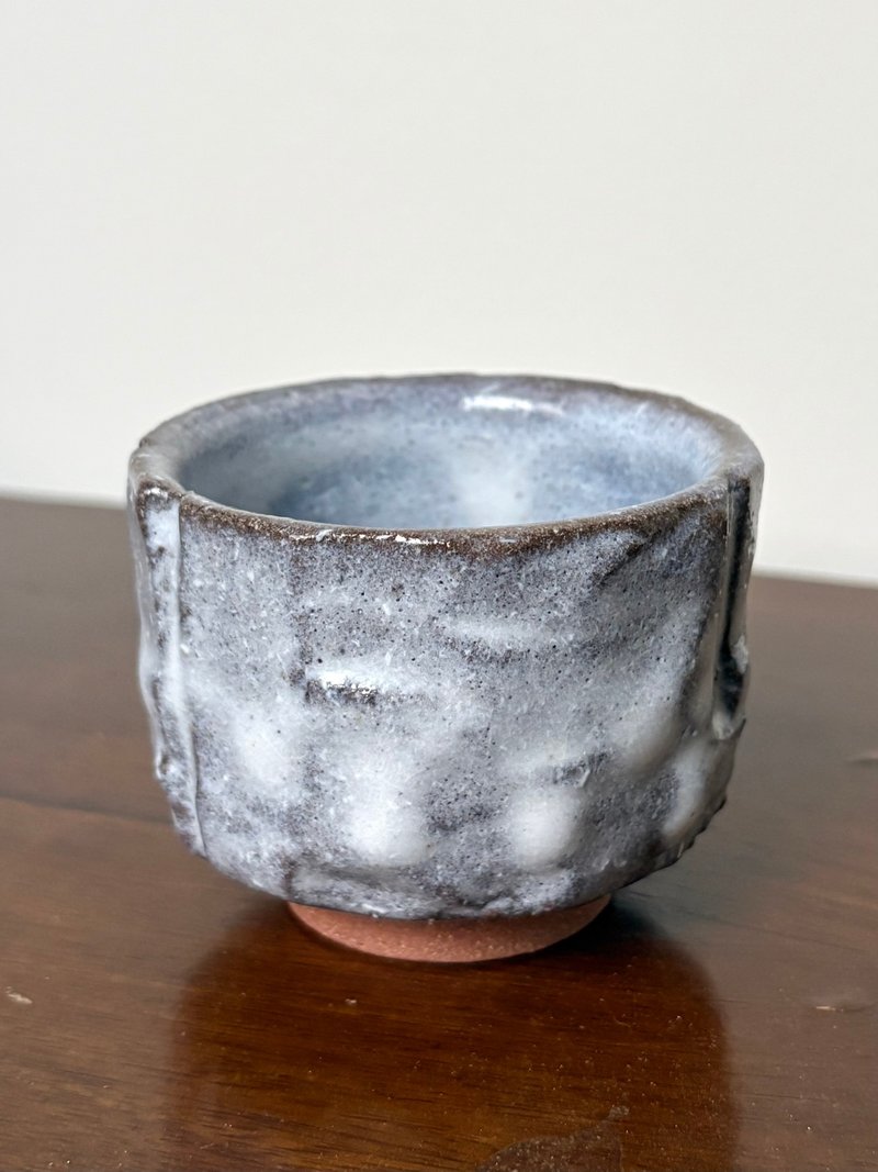 Pottery Artist - Bai Xie Carved Cup Teacup - Teapots & Teacups - Pottery 