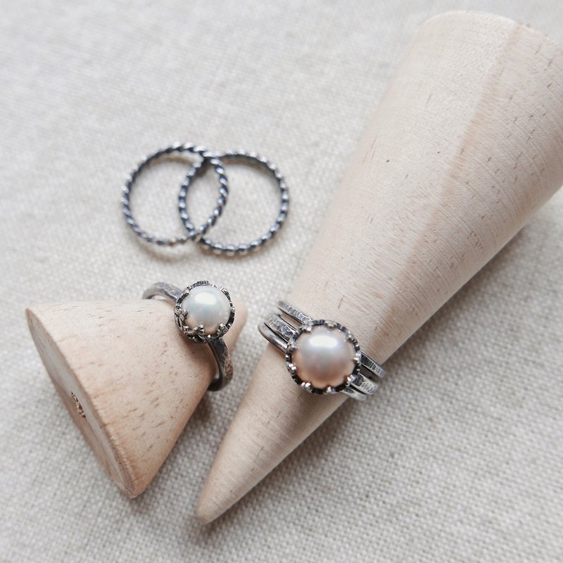 Can be customized. Freshwater Pearl Set Ring - General Rings - Silver Silver