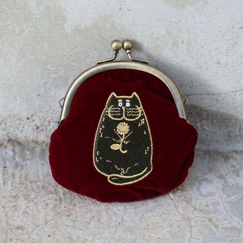 Jeep cat Christmas vintage wine red gold bag / coin purse - Coin Purses - Thread Red