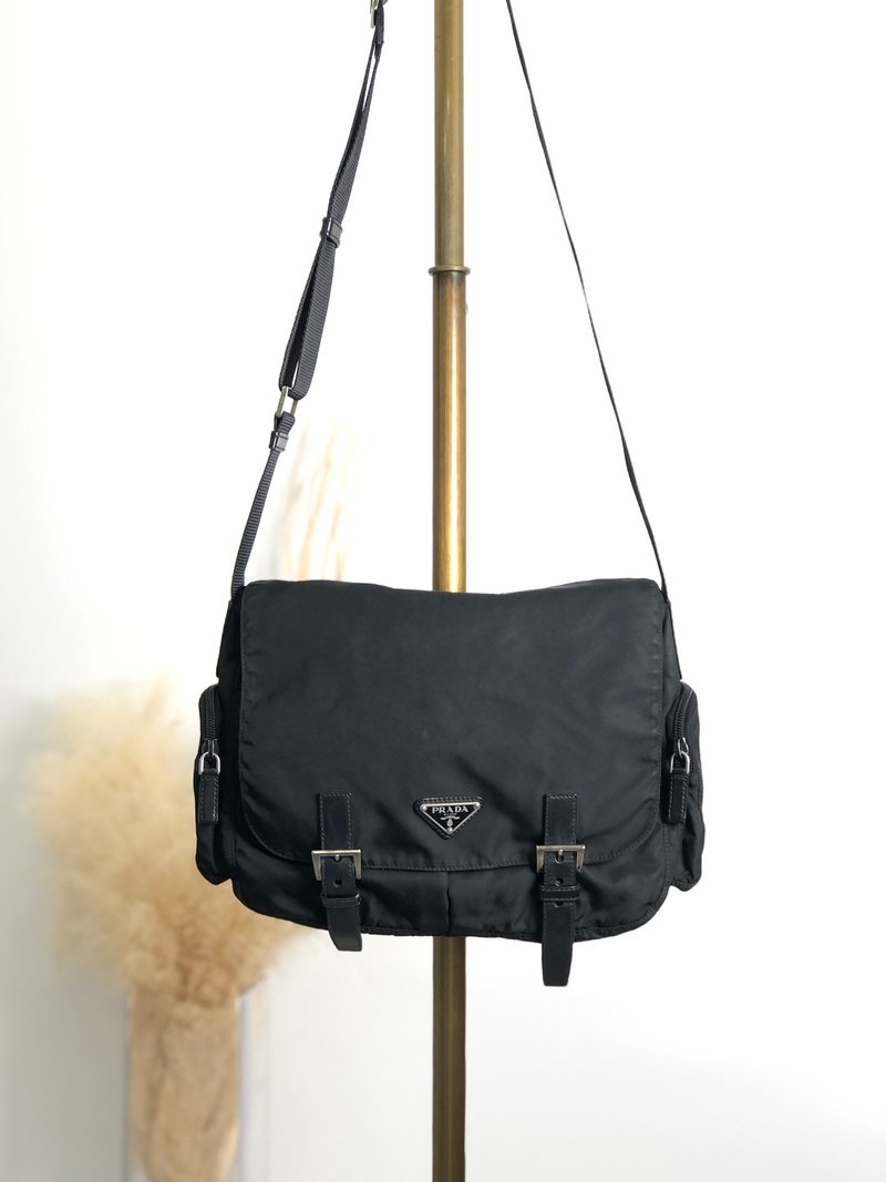 【 日本直送　名牌中古包 】PRADA プラダ ショルダーバッグ ブラック トライアングルロゴ ナイロン メッセンジャー vintage オールド irzipj - 側背包/斜背包 - 尼龍 黑色