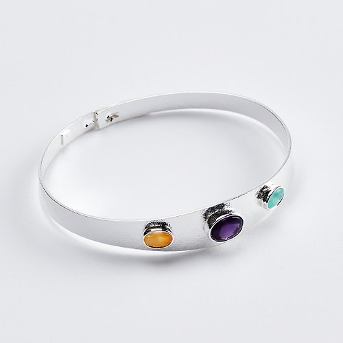 SOIRÉE BY N.Y. 蒔華芮設計師輕珠寶 三色鑲圓石手環 (共兩色)
