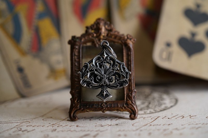 925銀撲克牌花色吊墜-黑桃 (P474) (不含項鍊) - 項鍊 - 純銀 銀色