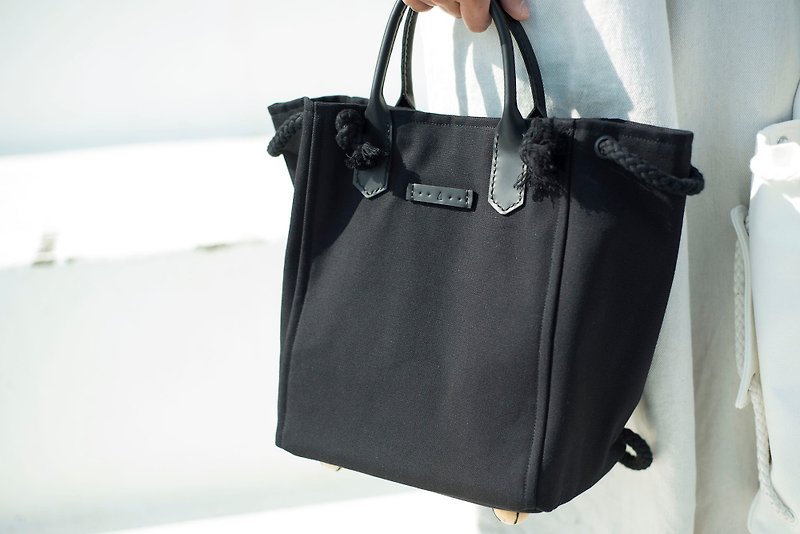 3-way Canvas backpack (Black Color) - กระเป๋าแมสเซนเจอร์ - ผ้าฝ้าย/ผ้าลินิน สีดำ