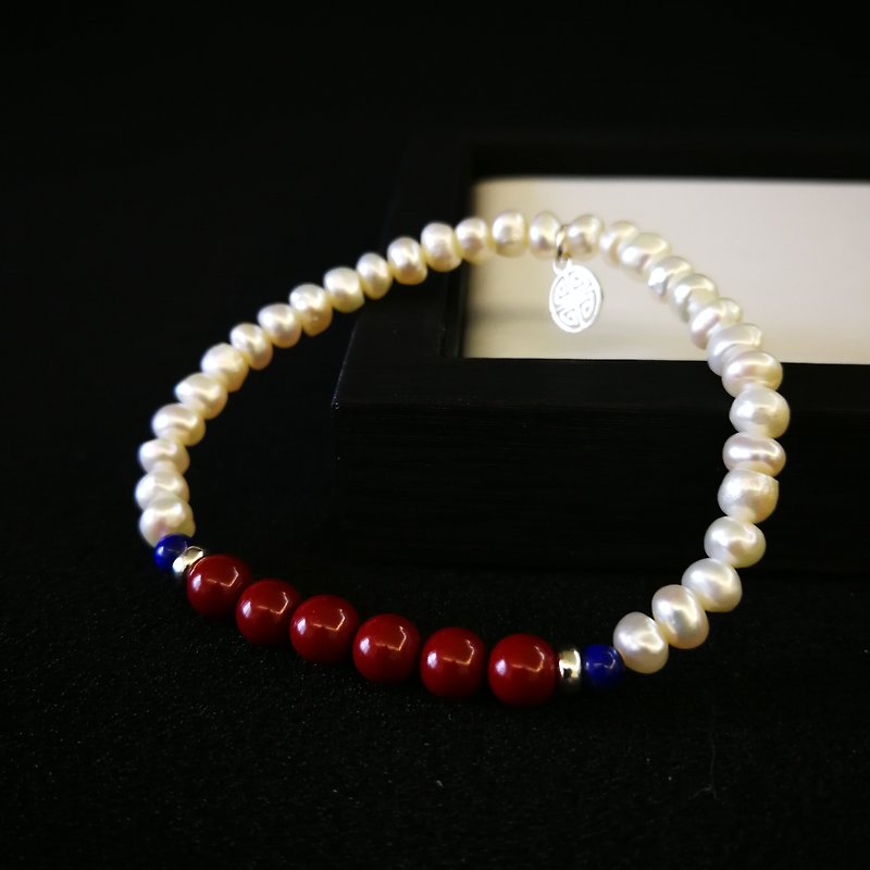 Cinnabar Small Pearl Bracelet - สร้อยข้อมือ - ไข่มุก 
