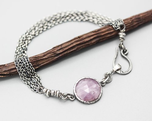 metal-studio-jewelry Bracelet round faceted pink sapphire in silver bezel setting with oxidized sterl