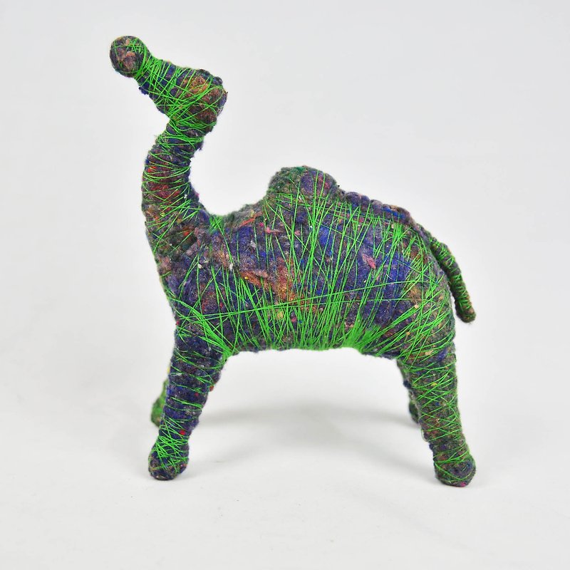 Batt animals _ _ camel fair trade - Items for Display - Other Materials Green