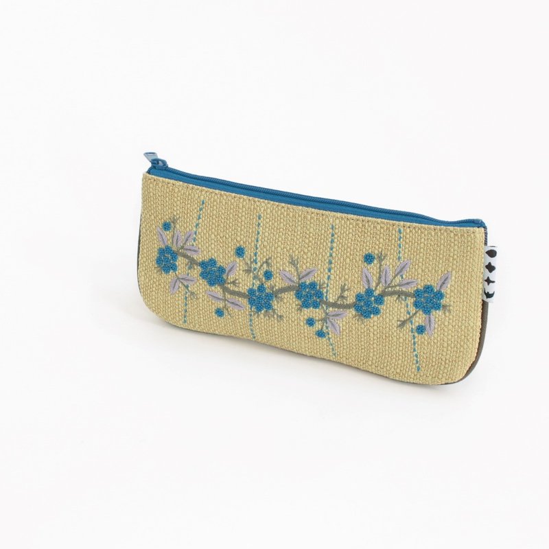 野イチゴ刺繍・ペンケース - 零錢包/小錢包 - 棉．麻 卡其色