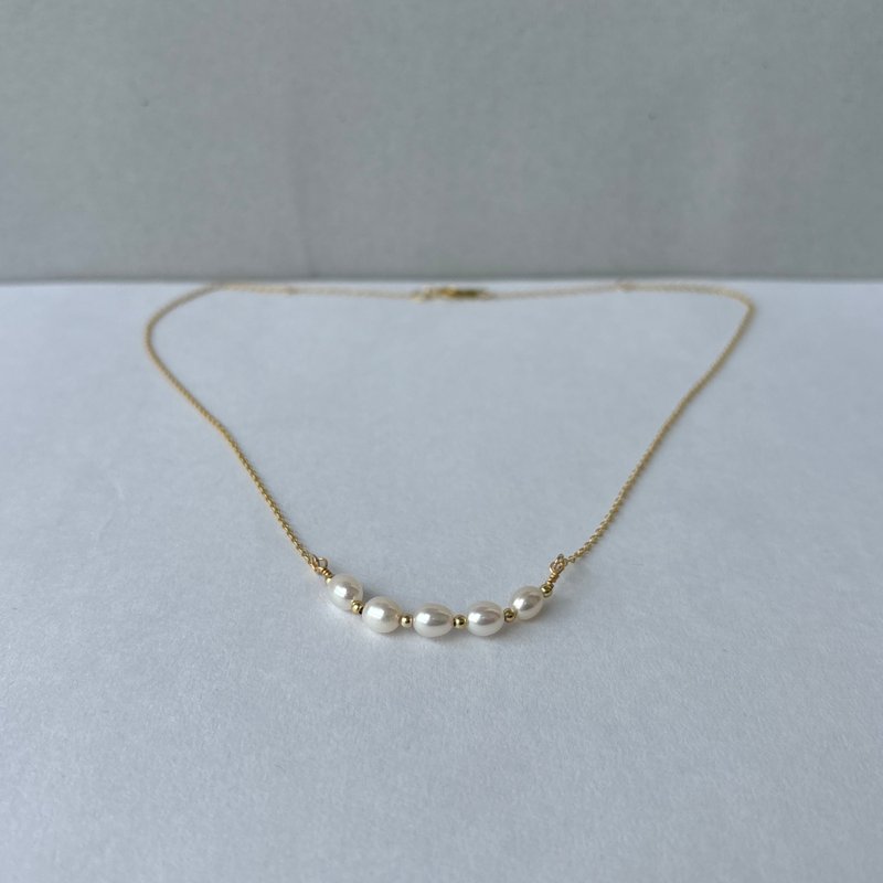皮光佳 淡水珍珠 × 14KGF 小金豆 項鍊 氣質日常 - 項鍊 - 珍珠 白色