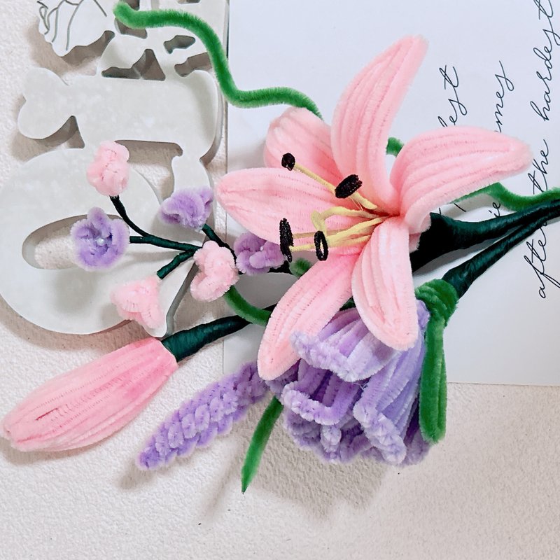 【手工訂製】百合玫瑰花束 祝福花束 滿滿祝福花禮 - 擺飾/家飾品 - 其他材質 