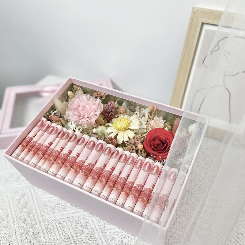 Everlasting flower money gift box - Dried Flowers & Bouquets - Plants & Flowers 