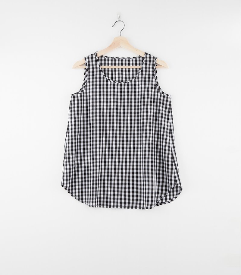 i'm cotton black and white grid simple hand-made vest - Women's Tops - Cotton & Hemp 