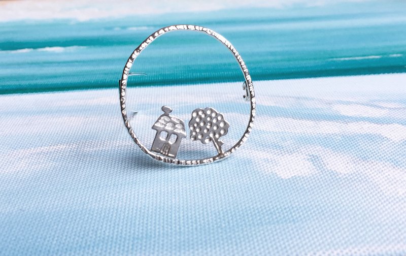 MIH 金工首飾 | 童話小屋 手工純銀別針 fairytale silver brooch - 胸針 - 純銀 銀色