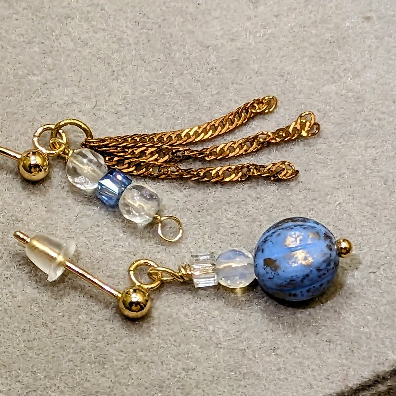 【Guardian】Light blue gold-polished pumpkin bead earrings/transparent blue- Bronze copper tassel earrings - Earrings & Clip-ons - Other Materials Blue