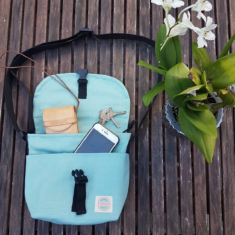 New Mint Basic Messenger Canvas Bag / everyday bag / travel /weekend - 側背包/斜孭袋 - 棉．麻 綠色