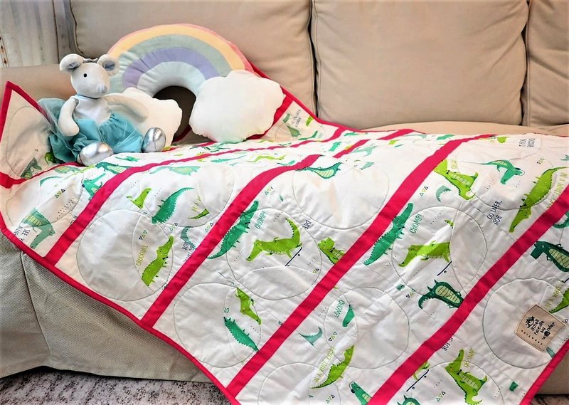 Comfort Quilt: Crocodiles Wander Around - ผ้าปูที่นอน - ผ้าฝ้าย/ผ้าลินิน หลากหลายสี