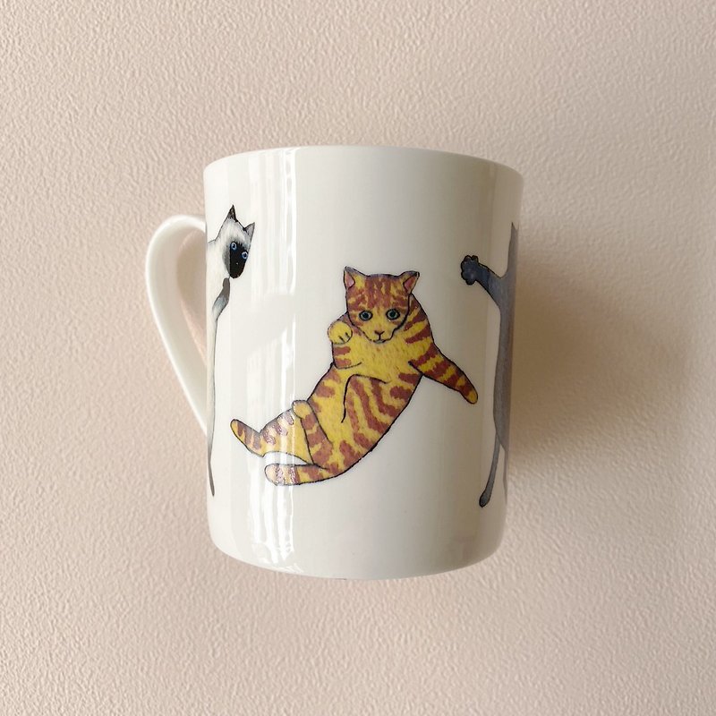 Buy two get one free bone china mug-Drunken Master Meow Meow - Mugs - Porcelain Brown