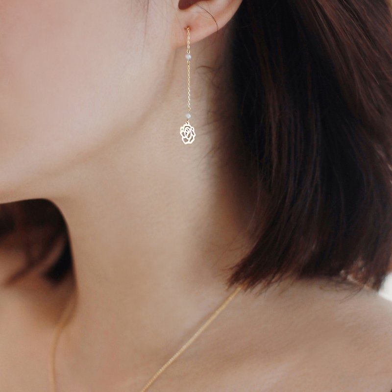 Miss Queeny original | Miss Rose earrings 925 sterling silver natural pearl earrings - ต่างหู - โลหะ สีทอง