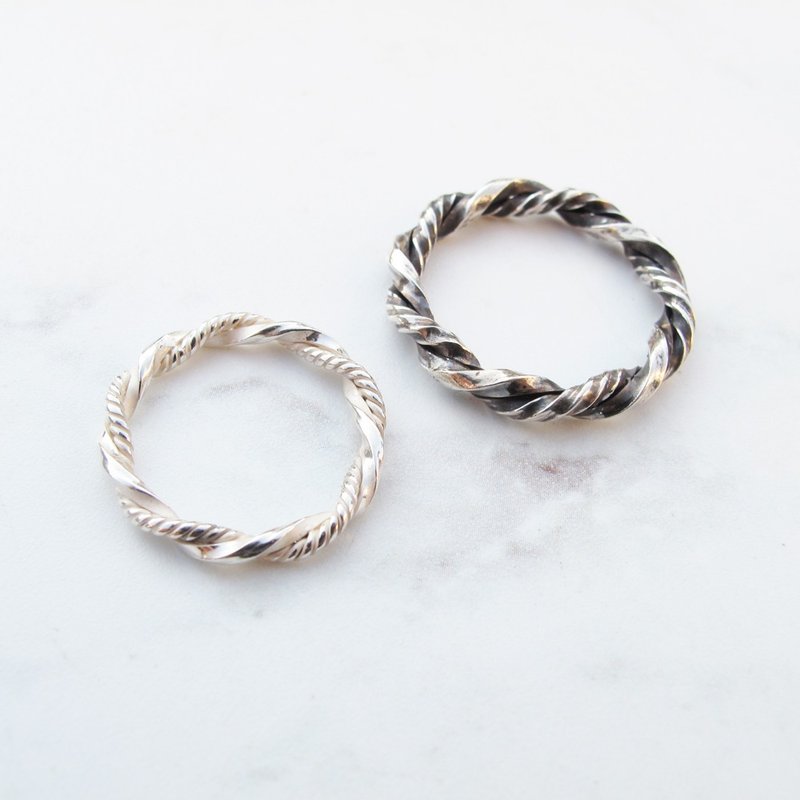 【手工客製銀飾】纏繞麻花 | 純銀情侶對戒 | 大員囡仔 - 對戒 - 純銀 銀色