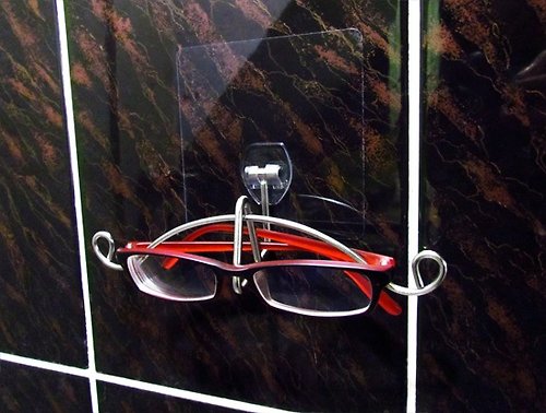 YCY：設計款信箱、金屬製品、設計家具、魔劍、妖刀，提供頂精緻的好選項 免鑽孔不銹鋼眼鏡架 眼鏡放置架 無痕貼片 置物架