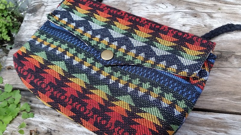 AMIN'S SHINY WORLD ethnic custom handmade cloth seagull rainbow nation Bag buckle cover - กระเป๋าแมสเซนเจอร์ - ผ้าฝ้าย/ผ้าลินิน หลากหลายสี