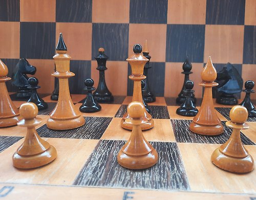 RetroRussia Wooden Soviet 1960s chess pieces vintage (wooden knights and finials) king 95 mm