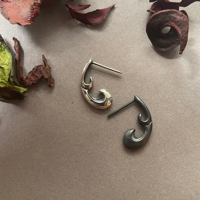 Liansheng series [child] 925 sterling silver earrings single|Arabic magatama blessing gift Mother's Day gift - Earrings & Clip-ons - Sterling Silver Silver