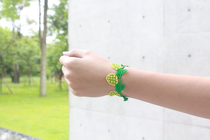 bubble fruit bracelet - pineapple - สร้อยข้อมือ - ผ้าฝ้าย/ผ้าลินิน สีเหลือง