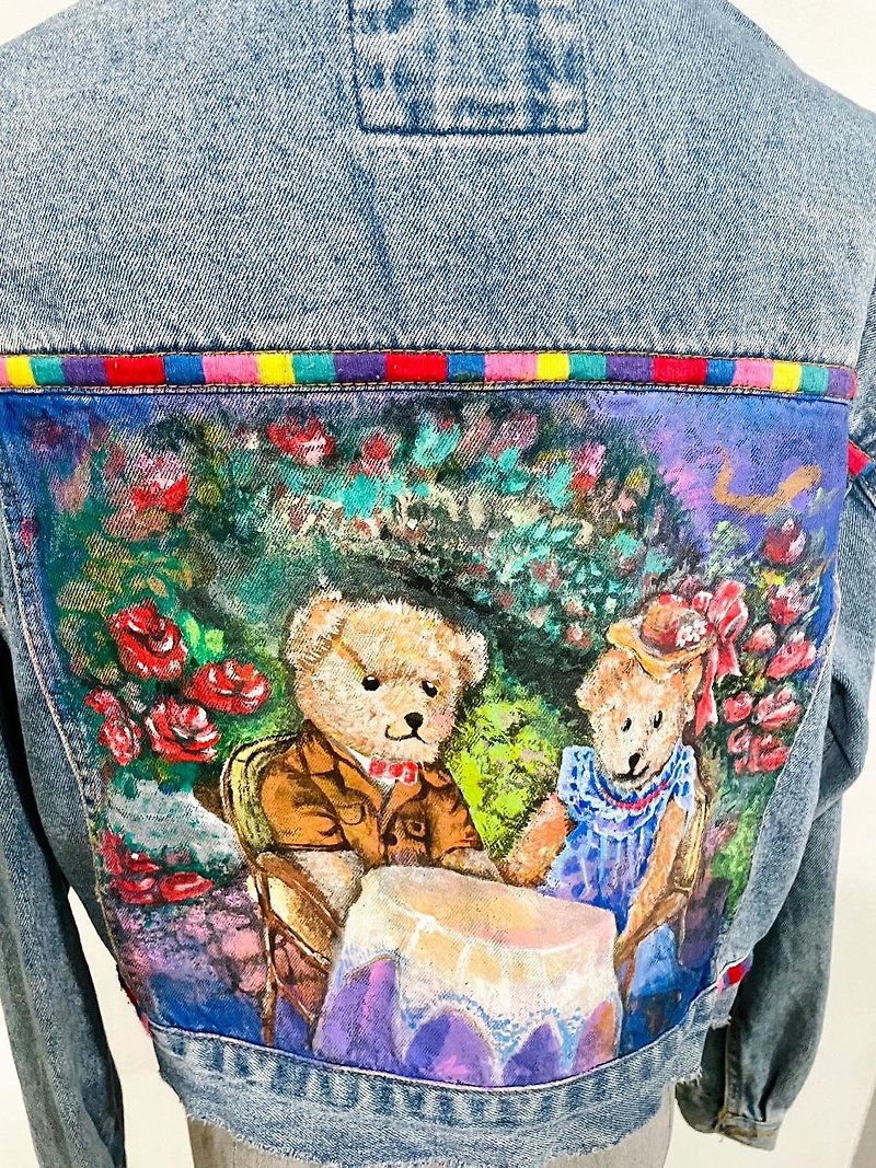 Hand painted little bears on a jacket - 女大衣/外套 - 其他材質 
