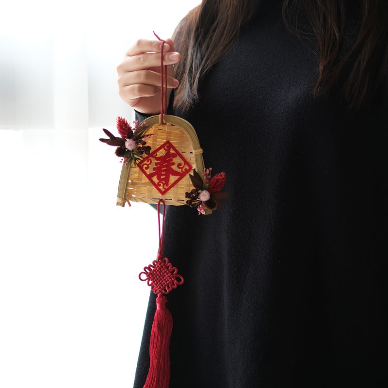 Praying bamboo dustpan and drying flower ceremony - ช่อดอกไม้แห้ง - พืช/ดอกไม้ 