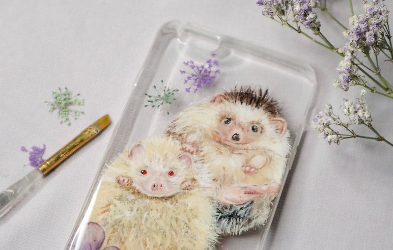 Tailor-made Hand-drawn Pet Pressed Flower Phone Case | Hedgehog - เคส/ซองมือถือ - พืช/ดอกไม้ สีม่วง